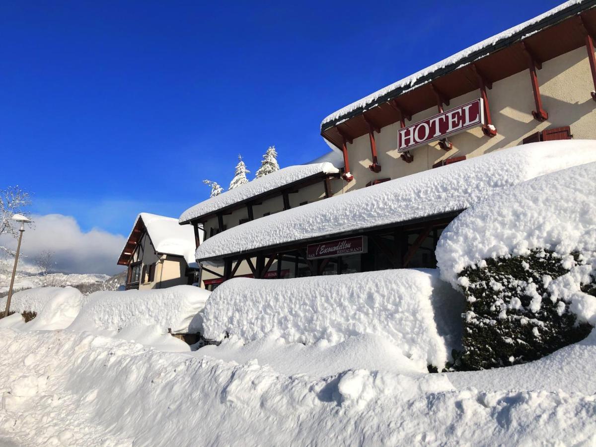 L'Escoundillou Hotell Saint-Jacques-des-Blats Exteriör bild
